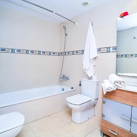 Equipped With Sea Views Apartamento Lloret de Mar