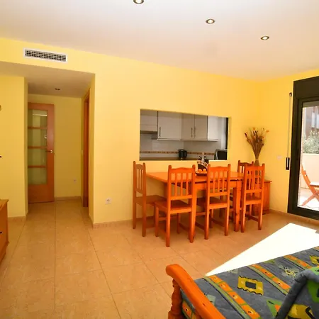 Apartamento Equipped With Sea Views